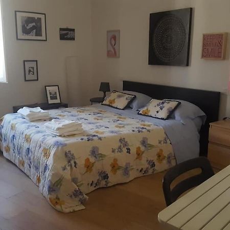 Chiara Room Флоренція Екстер'єр фото